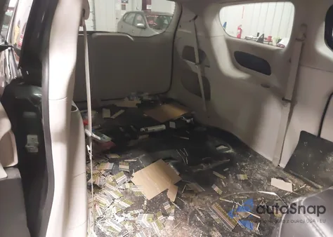 2023 Chrysler Pacifica Touring L z USA, uszkodzony, nr VIN 2C4RC1BG2PR532204